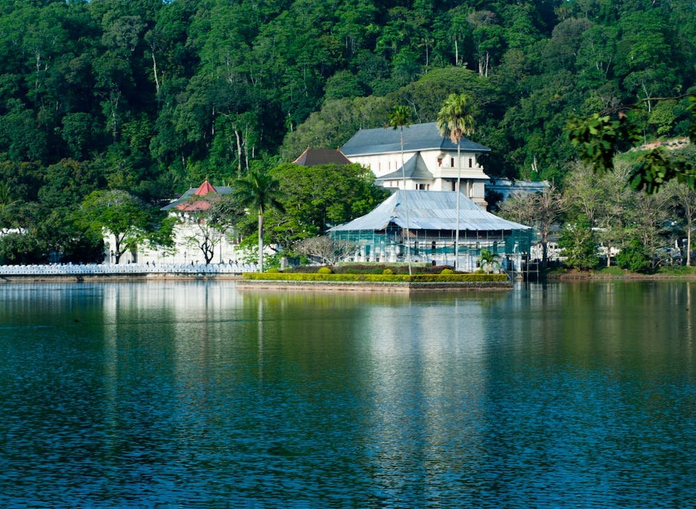 Kandy lake