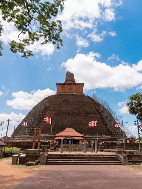 Jetavanaramaya Anuradhapura